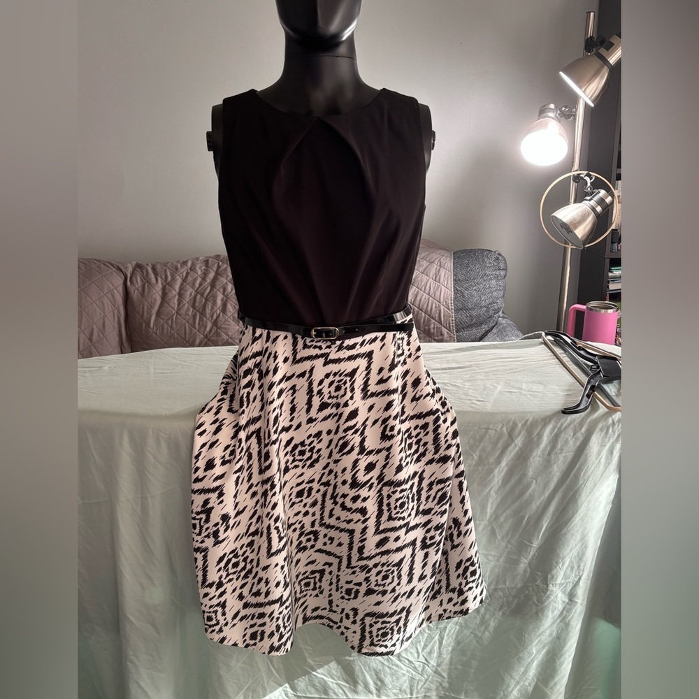Elegant Black and White Geometric Midi Dress